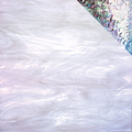 Spectrum White/Clear Translucent Iridized