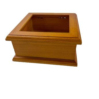 Square Wood Box - Medium 7.5x7.5" holds a 6"x6" Stained Glass Insert.